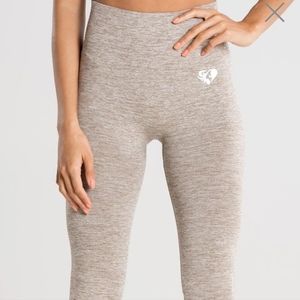 NWT SEAMLESS!